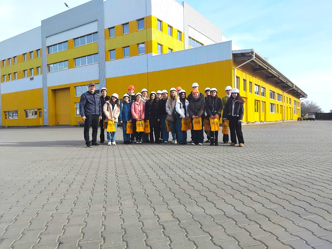 Студенти ОНТУ завітали в гості до OLIS