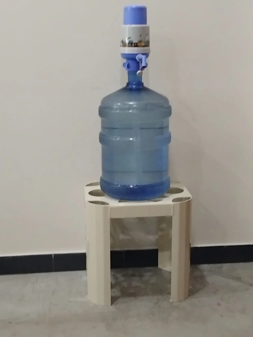 Підставка для води